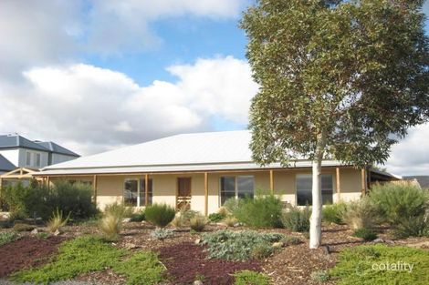 26 The Skyline, Sunbury, VIC 3429