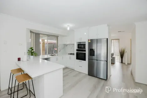 22 Richenda Ct, Marangaroo, WA 6064