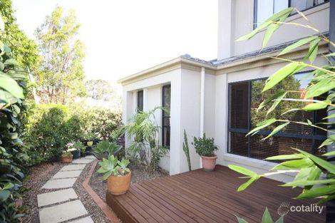 Property photo of 2/11 Rhiannon Drive Ashmore QLD 4214