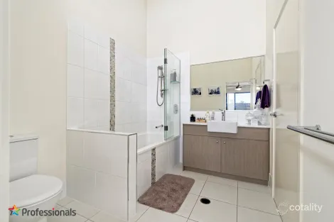 Property photo of 55 Whites Road Chermside West QLD 4032