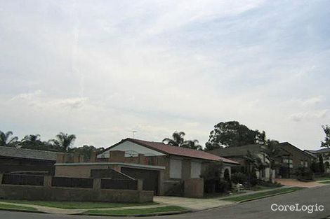 Property photo of 1 Onyx Close Bossley Park NSW 2176