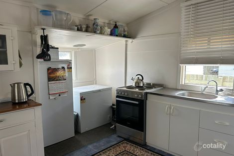 Property photo of 27 Sara Street Meandarra QLD 4422