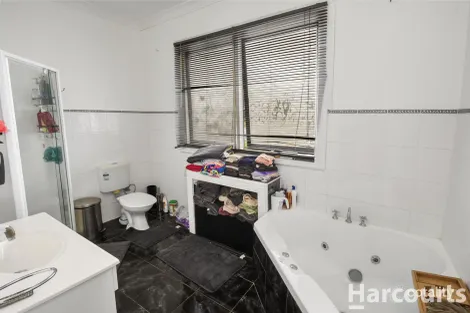 Property photo of 38 Gardiner Street Warracknabeal VIC 3393