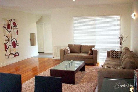 Property photo of 2/4 Railway Avenue Brighton VIC 3186