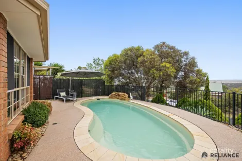 Property photo of 43 Riversdale Crescent Darley VIC 3340