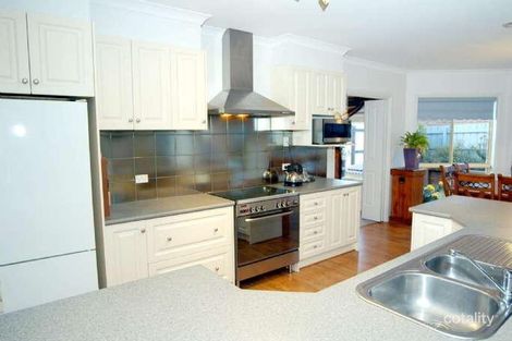 Property photo of 4 Regent Avenue Mooroolbark VIC 3138