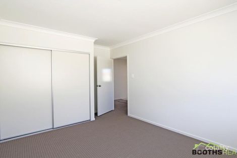 Property photo of 98 Nigella Circuit Hamlyn Terrace NSW 2259