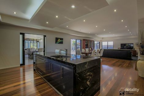 Property photo of 11 Admirals Quay Paynesville VIC 3880