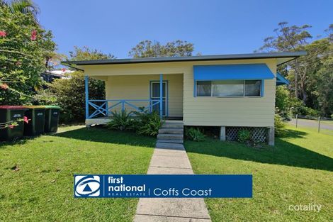 Property photo of 19 The Corso Moonee Beach NSW 2450