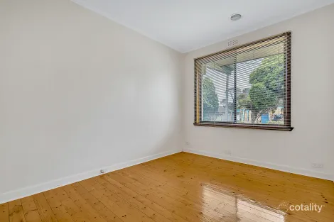 Property photo of 77 Lane Crescent Reservoir VIC 3073