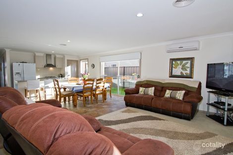Property photo of 16 Duchess Court Point Cook VIC 3030