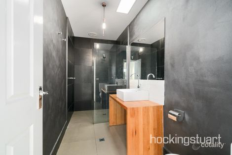 Property photo of 27 Ivan Street Fitzroy North VIC 3068