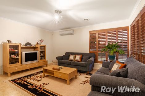 Property photo of 23 Pulford Crescent Mill Park VIC 3082