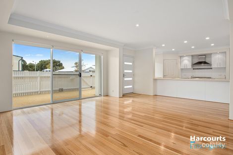 Property photo of 16 Roscoe Turn Rockingham WA 6168