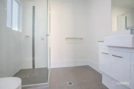 Property photo of 5 Conochie Place Pimpama QLD 4209