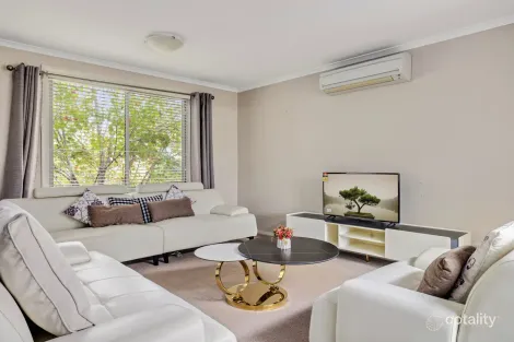 Property photo of 17 Rainbow Drive East Jindabyne NSW 2627