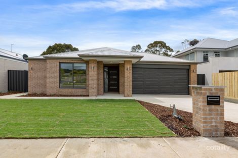 3 Lidderdale Dr, Gisborne, VIC 3437