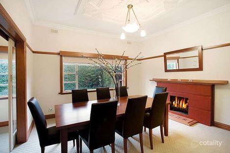 Property photo of 2 Rowland Street Mont Albert VIC 3127