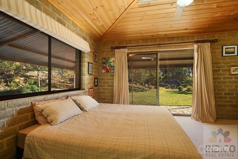 33 Jacks Creek Rd, Beechworth, VIC 3747