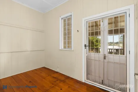 Property photo of 5 Gladstone Street Newtown QLD 4350