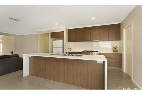 Property photo of 30 Yellowgum Drive Epsom VIC 3551