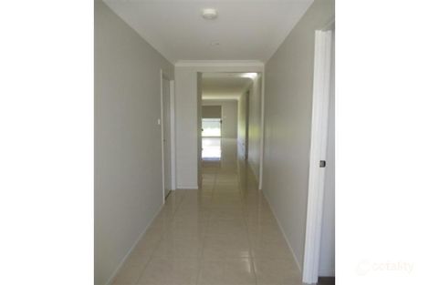 Property photo of 19 Glen Close Heddon Greta NSW 2321