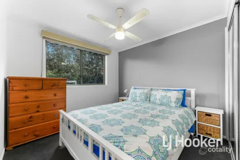 Property photo of 5 Rachael Court Pakenham VIC 3810