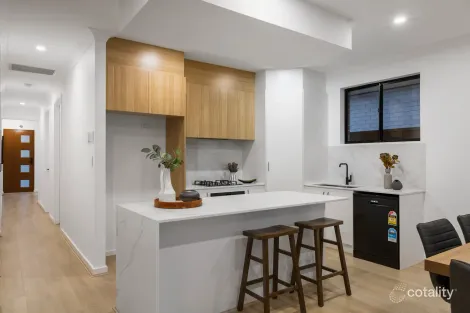 Property photo of 13 Penrith Avenue Hillcrest SA 5086