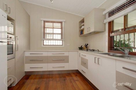 Property photo of 28 Fosbery Street Windsor QLD 4030