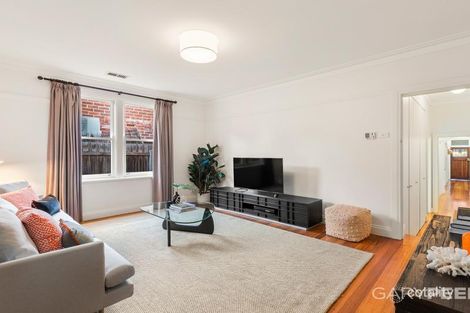 Property photo of 36 Kambrook Road Caulfield North VIC 3161