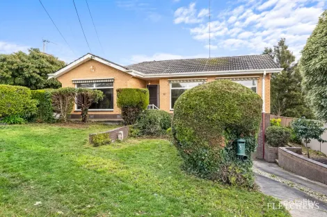 57 Lovenear Gr, Ballarat East, VIC 3350