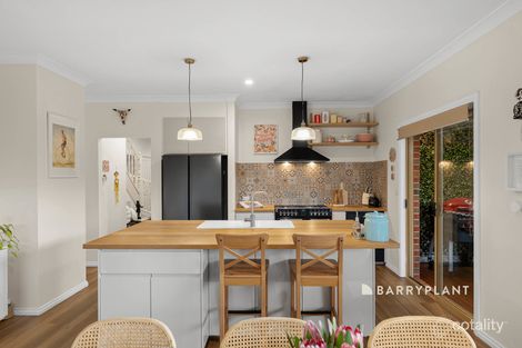 Property photo of 12 The Rise Narre Warren North VIC 3804