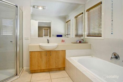 117 Sovereign Manors Cres, Rowville, VIC 3178