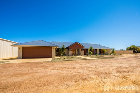 272 Eliza Shaw Dr, White Peak, WA 6532