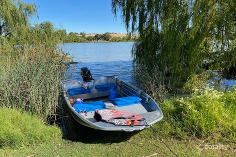 Property photo of 13 Derwent Avenue Riverglades SA 5253