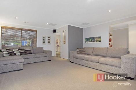 Property photo of 225 Dandelion Drive Rowville VIC 3178