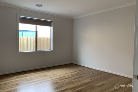 Property photo of 27 Cascade Drive Aintree VIC 3336