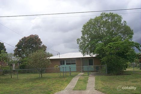 10 Burgoyne St, Bundamba, QLD 4304