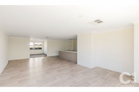 Property photo of 111 Dalrymple Drive Leda WA 6170