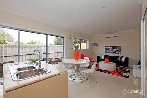 Property photo of 4/15 North Road Reservoir VIC 3073
