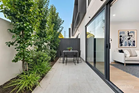 Property photo of 3/1044 Glen Huntly Road Caulfield South VIC 3162