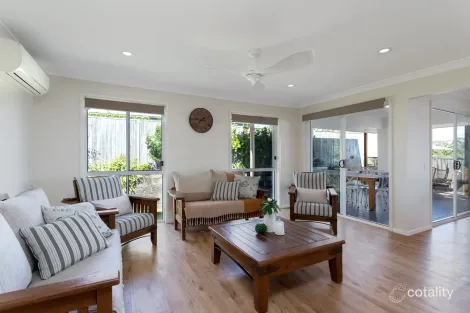 Property photo of 27/29 Lachlan Drive Wakerley QLD 4154
