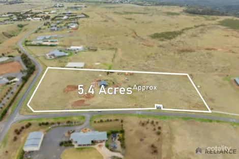 Property photo of 5 Streeton Drive Merrimu VIC 3340