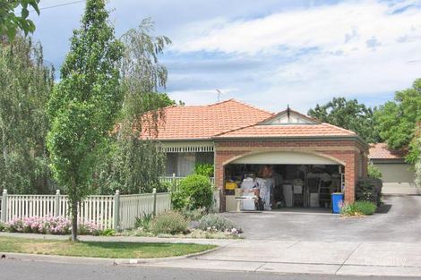 24 Scheele St, Surrey Hills, VIC 3127