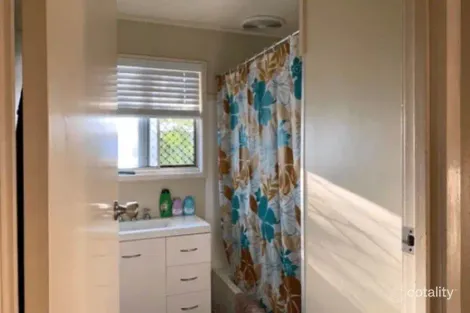 Property photo of 18 Caleb Crescent Dysart QLD 4745