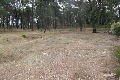 Property photo of 4 Dunes Court Eaglehawk VIC 3556