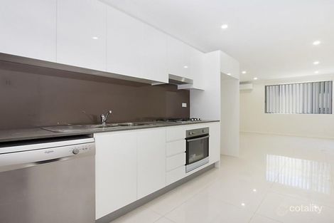 Property photo of 21/2-4 Octavia Street Toongabbie NSW 2146