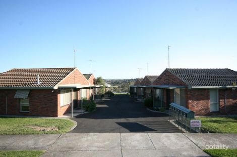 2/57 Camden Rd, Newtown, VIC 3220