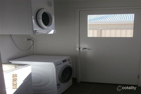 Property photo of 1 Bridgeman Parade Chinchilla QLD 4413