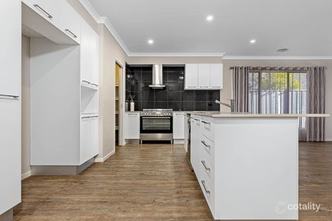 Property photo of 2 Skyline Drive Alfredton VIC 3350